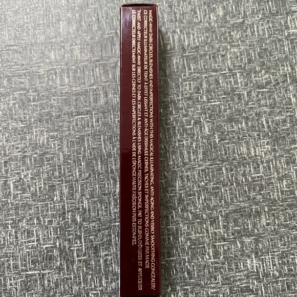 Charlotte Tilbury Magic Away Liquid Concealer #14 - Picture 8 of 11